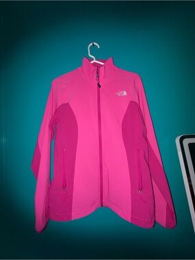 The North Face Women’s Pink Softshell Jacket medium